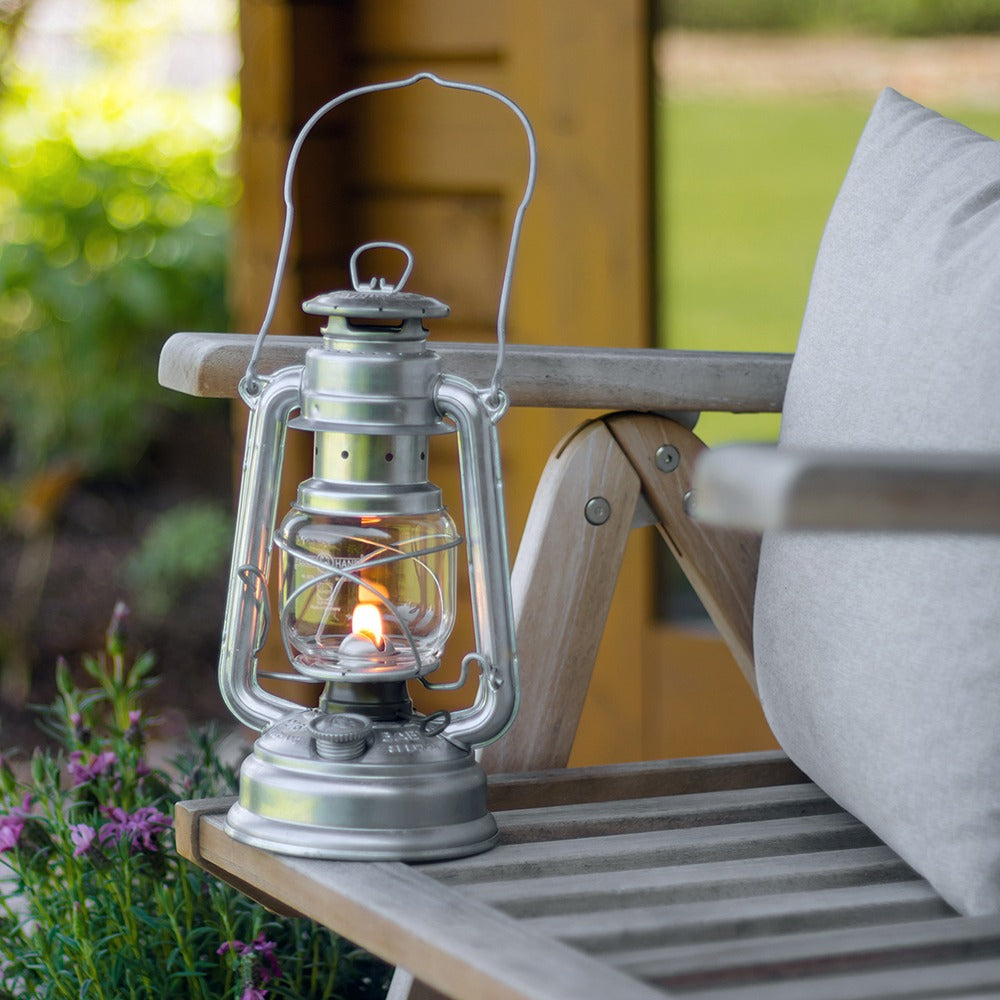 Feuerhand 276 storm lantern