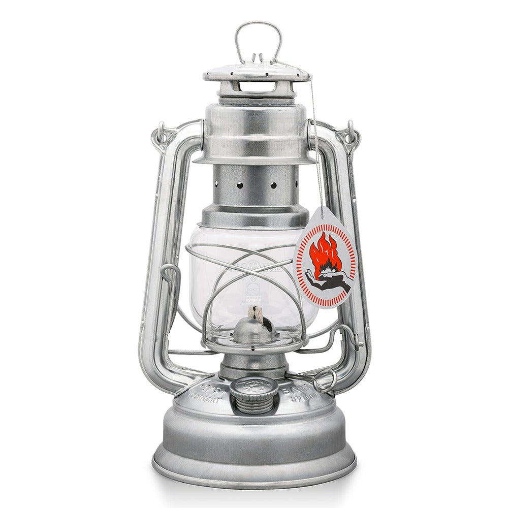 Feuerhand 276 storm lantern